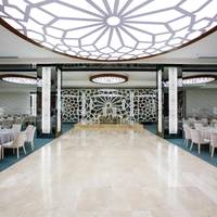 Gold Majesty Hotel 