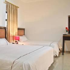 Golden Rose Hotel 