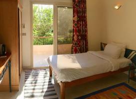 New Memnon Hotel 