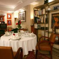 Riad Hasna Espi 