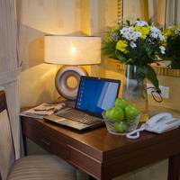 Midas Hotel 
