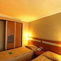 Almer Hotel 
