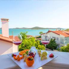 Ezer Hotel 