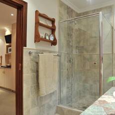 Claires of Sandton Luxury Guest House 