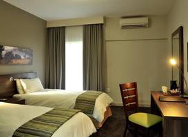 Protea Hotel Hluhluwe & Safaris 