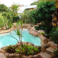 Flintstones Guest House Durban 