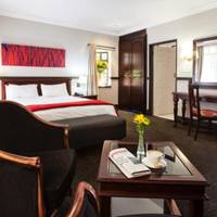 Court Classique Suite Hotel 