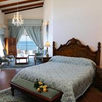 Misty Waves Boutique Hotel 