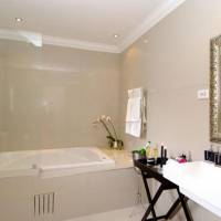 Sanchia Luxury Guest House 