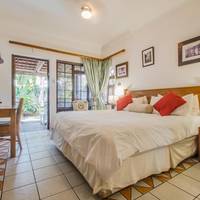 HoneyPot Bed and Breakfast 