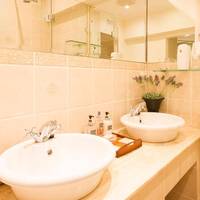 Five Burnham Guest House