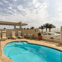 Mouille Point Village 