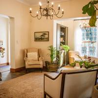 5 Seasons Guest House 