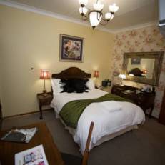 Dersley Manor