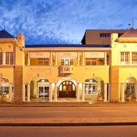 Queens Hotel