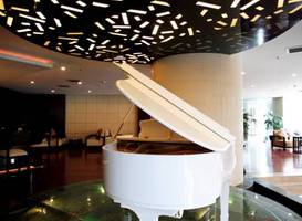 Rong Impression International Hotel 