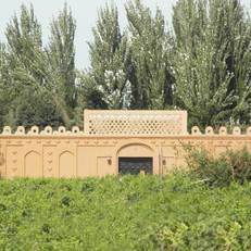 Turpan Silk Road Lodges - The Vines 