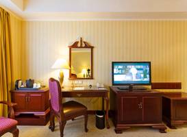 Renaissance Tianjin Downtown Hotel 