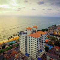 Global Towers Hotel & Apartments 