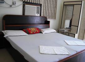 Sai Home Stay Bed & Breakfast 