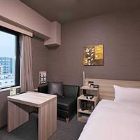 Hotel Route-Inn Toyama Ekimae 