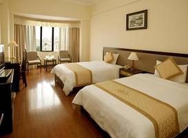 Bamboo Green Central Hotel 