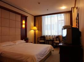 Yicheng Business Hotel 