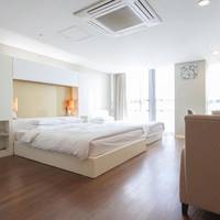 Sunset Hotel