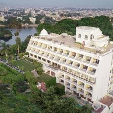 Hotel Hilltop Palace 