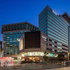 Beijing New World Centre Tongpai Hotel