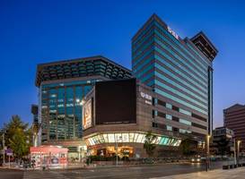 Beijing New World Centre Tongpai Hotel