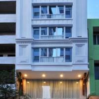 White Lotus Hotel 