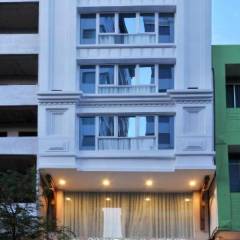 White Lotus Hotel 