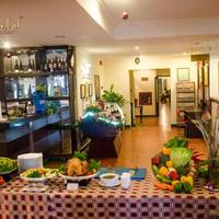Petro House Hotel 