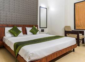 Royal Kourt Hotel 
