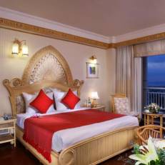 Green Plaza Hotel 