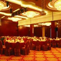 Grand Hoya Hotel 