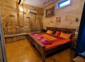 Hotel Deep Mahal 