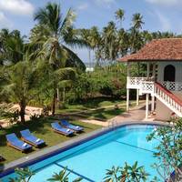 Wunderbar Beach Hotel