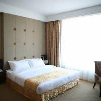 River-sky Hotel 