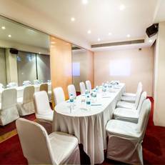 Radha Hometel 