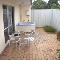 Ann's Volcanic Rotorua Motel and Serviced Apartments 