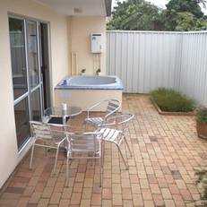 Ann's Volcanic Rotorua Motel and Serviced Apartments 