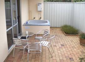 Ann's Volcanic Rotorua Motel and Serviced Apartments 