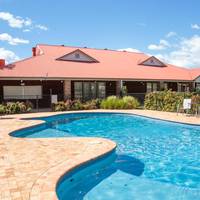 Nepean Shores Riverside Resort & Conference Centre