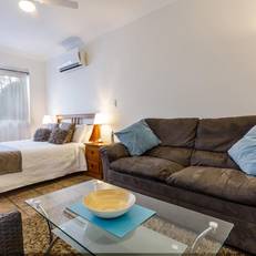 Inn The Tuarts Guest Lodge Busselton Accommodation