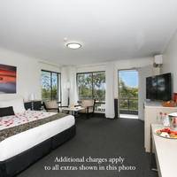 Best Western Plus Apollo International