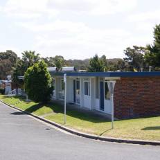 Absolute Lakes Entrance Motel