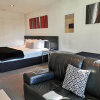 315 Euro Motel and Serviced Apartments 