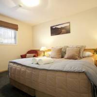 Clearbrook Motel & Serviced Apartments 